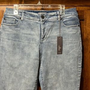 Chico’s So Slimming jeans